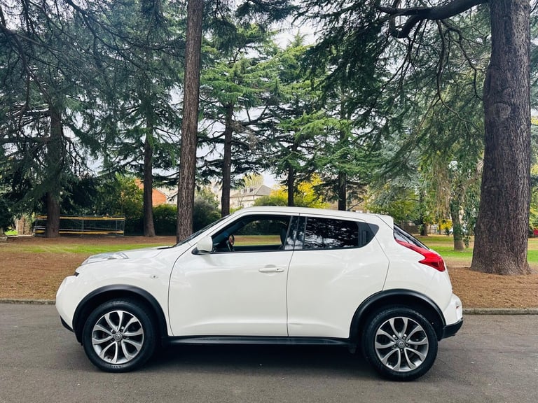 2013 Nissan Juke 1.6 Tekna CVT Euro 5 5dr HATCHBACK Petrol Automatic