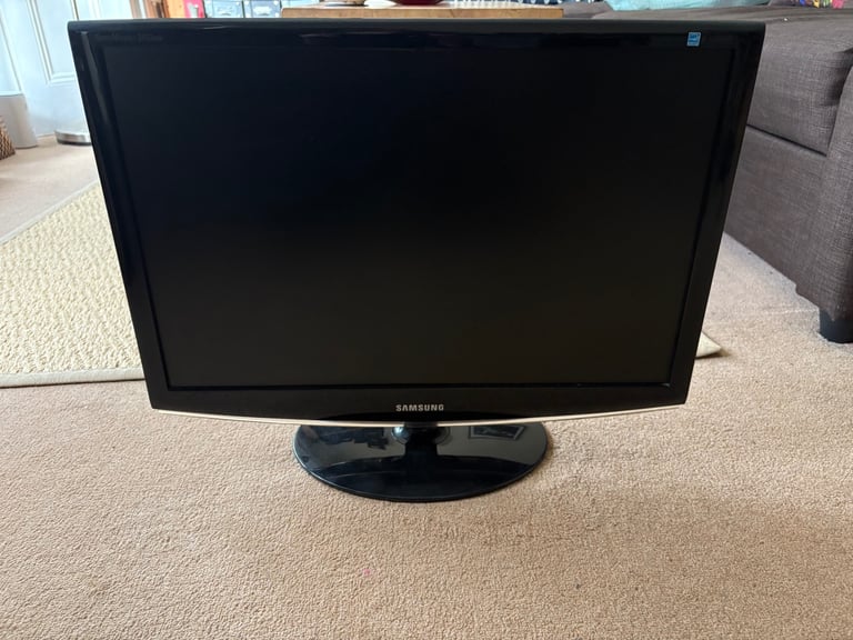 Samsung 23" computer/game console monitor