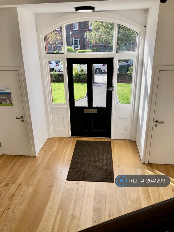 3 bedroom flat in New Hall, Liverpool, L10 (3 bed) (#2641299)