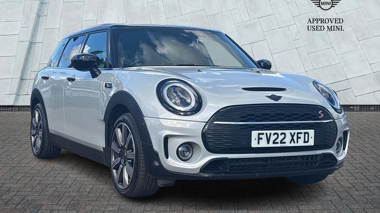 image for 2022 MINI Clubman Cooper S Exclusive Estate Petrol Automatic