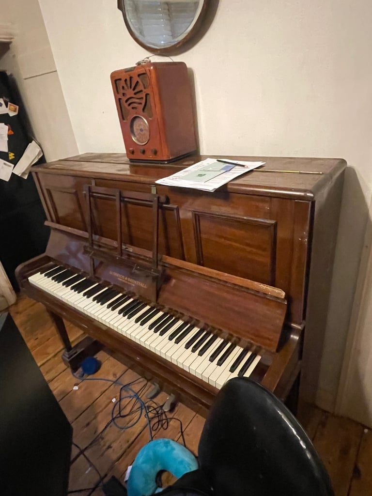 Free piano