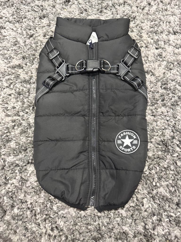 Brand New Dog Waterproof Winter Coat Black with Built in Harness