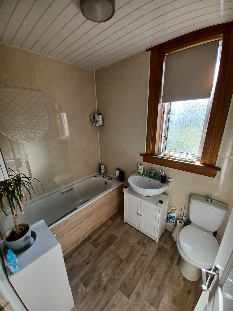 Room for rent - single person only