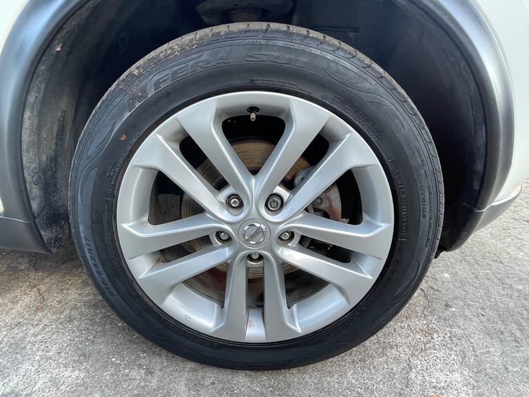 2016 Nissan Juke 1.2 DIG-T N-CONNECTA PETROL 5-Door Petrol