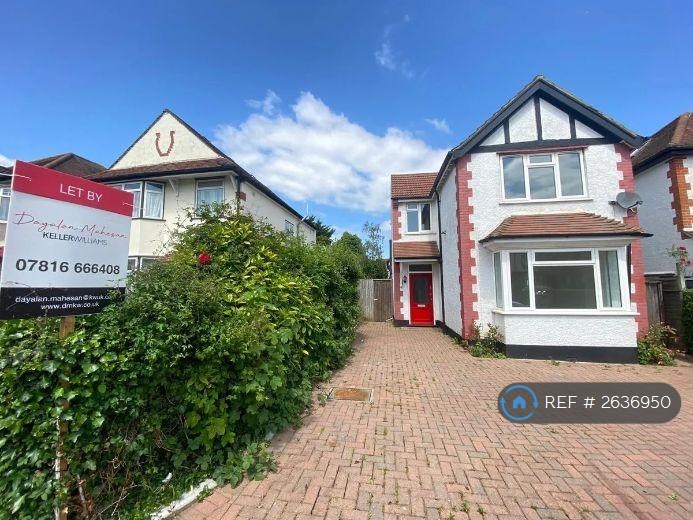 5 bedroom house in Beechcroft Gardens, Wembley, HA9 (5 bed) (#2636950)