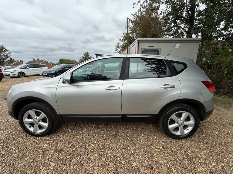 2009 Nissan Qashqai 1.5 dCi Acenta 5dr HATCHBACK Diesel Manual