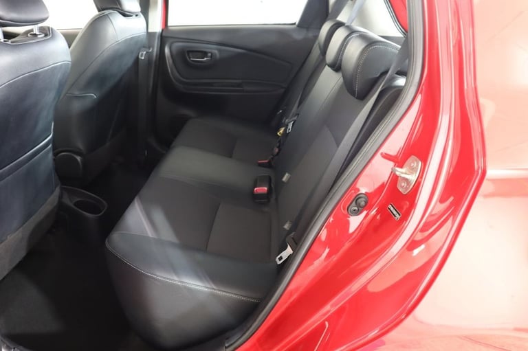 2014 Toyota Yaris 1.33 Dual VVT-i Excel Hatchback 5dr Petrol Manual Euro 5 Euro 5 (99 ps) Hatchba...