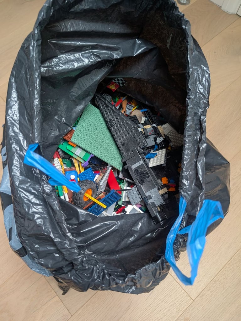 image for Lego pieces 