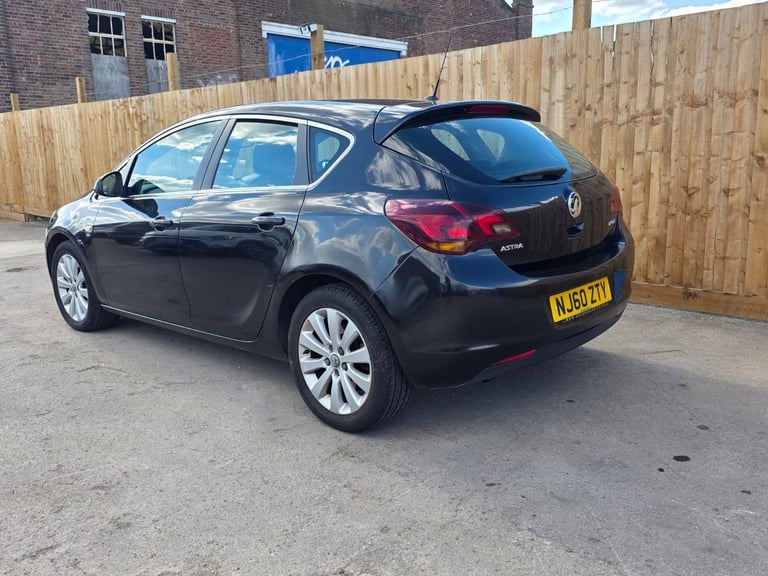 Vauxhall, ASTRA, Hatchback, 2010, Manual, 1686 (cc), 5 doors