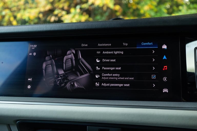 2023 Porsche Cayenne 3.0 V6 E-Hybrid 25.9kWh TiptronicS 4WD Euro 6 (s/s) 5dr ESTATE Petrol/Electr...