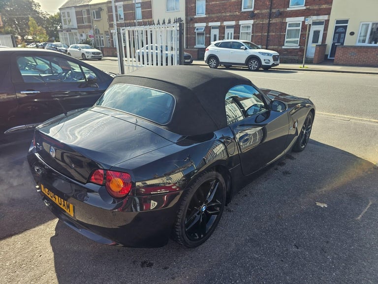 2004 BMW Z4 2.2i SE Euro 3 2dr CONVERTIBLE Petrol Manual