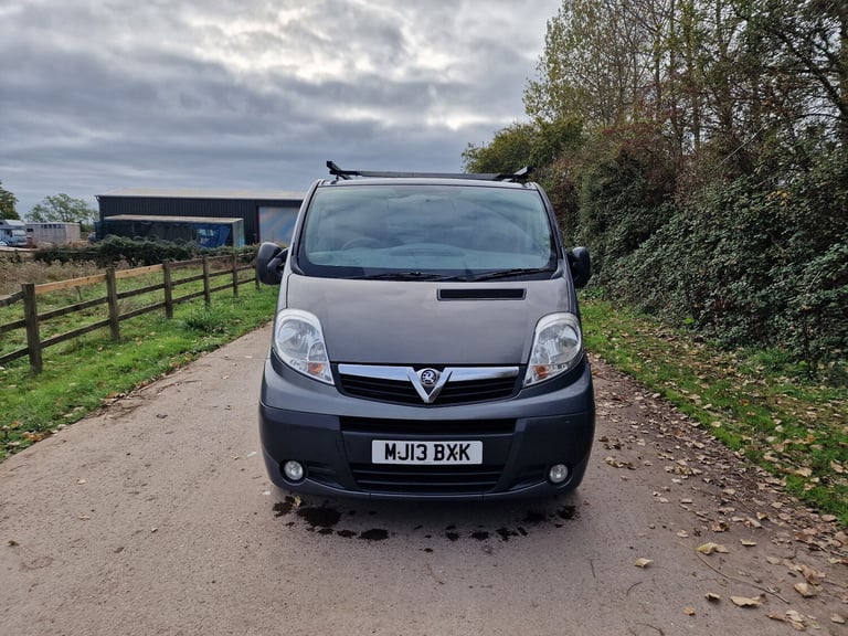 image for 2013 Vauxhall Vivaro Grey  Drives Perfect  7mth MOT  Full Respray  Bargain