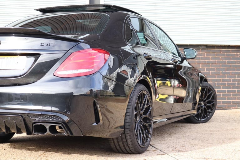 Mercedes Benz C Class 3.0 C43 V6 AMG (Premium Plus) G-Tronic+ 4MATIC