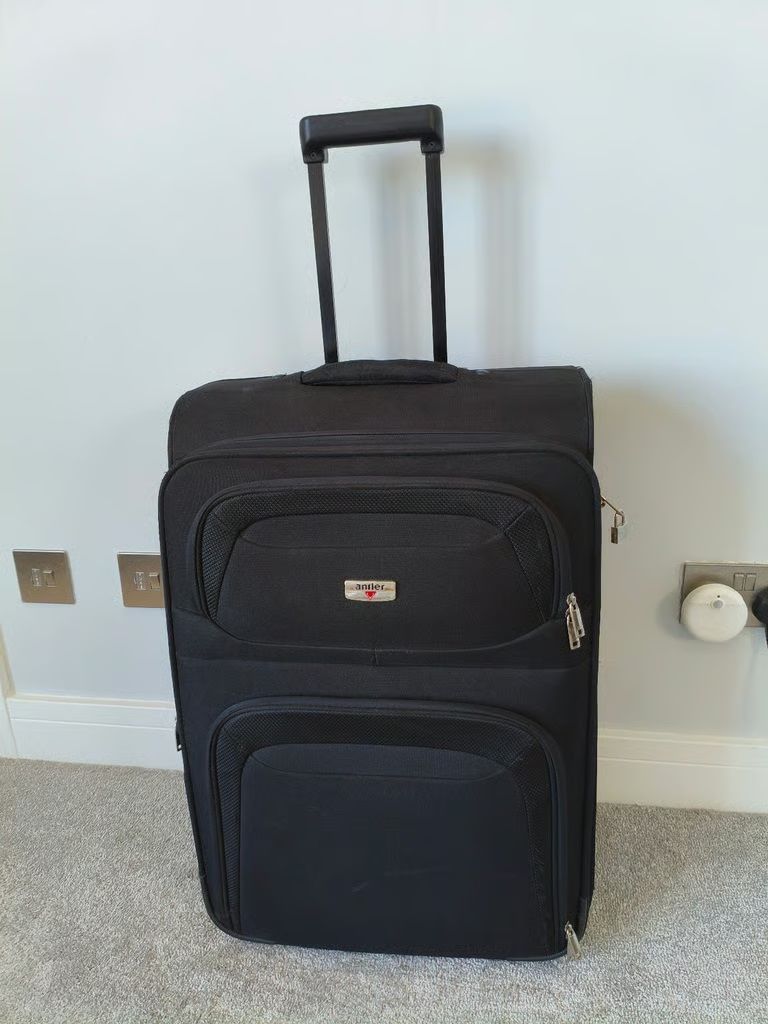 Antler Medium Size Black Suitcase, Black luggage Flight Travel Bag