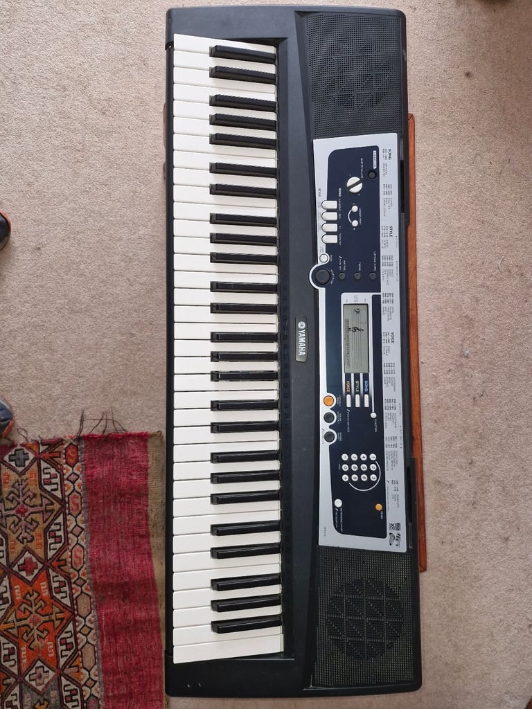 Yamaha YPT-210 keyboard (2 available)