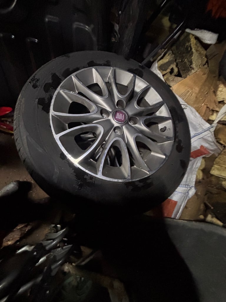 Fiat punto alloys