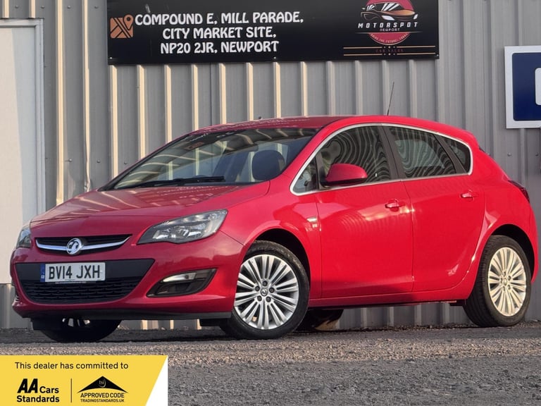2014 Vauxhall Astra 1.4 16v Excite Euro 5 5dr HATCHBACK Petrol Manual
