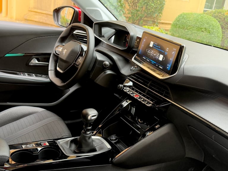 LEFT HAND DRIVE 2020 PEUGEOT 208 1.2 PETROL [ONLY 4.5K MILES!] ECO |UK REG | LHD