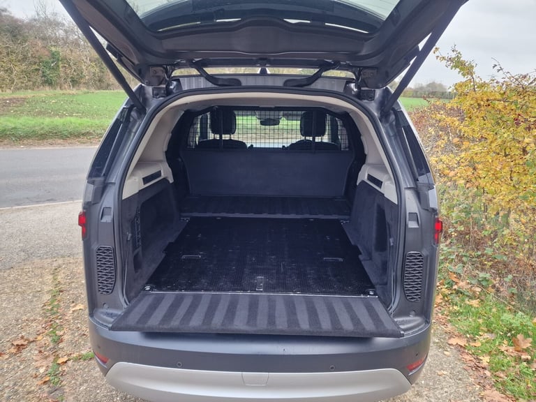 2021 Land Rover Discovery 3.0 D300 SE Commercial Auto PANEL VAN Diesel Automatic