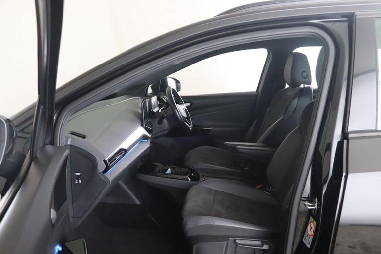 2021 Volkswagen ID.4 Pro Performance 77kWh Life Auto 5dr ESTATE Electric Automatic