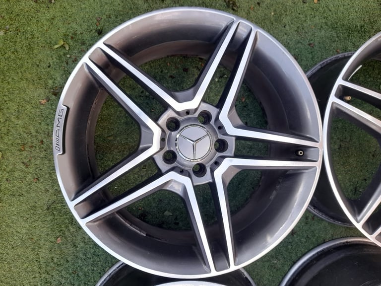 Mercedes AMG Alloy Wheels 19 Inch Sold Individually in West London area 