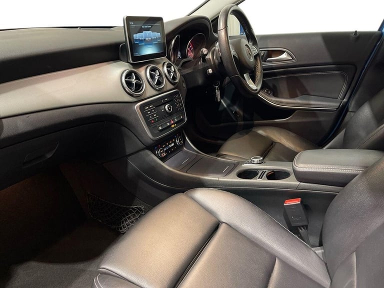 2016 Mercedes-Benz GLA 2.1 GLA220d Sport SUV 5dr Diesel 7G-DCT 4MATIC Euro 6 (s/s) (177 ps) Diese...