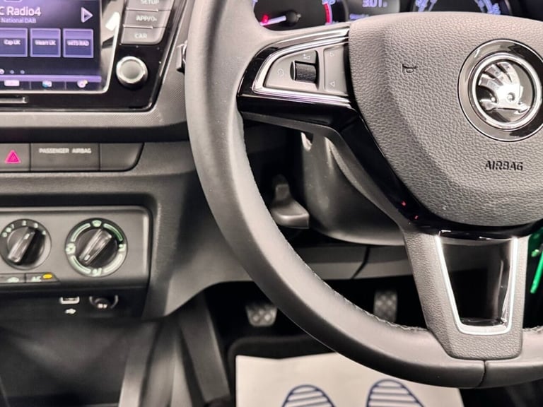 2019 Skoda Fabia 1.0 COLOUR EDITION FIVE DOOR 60 BHP + PARKING SENSORS Hatchback Petrol Manual