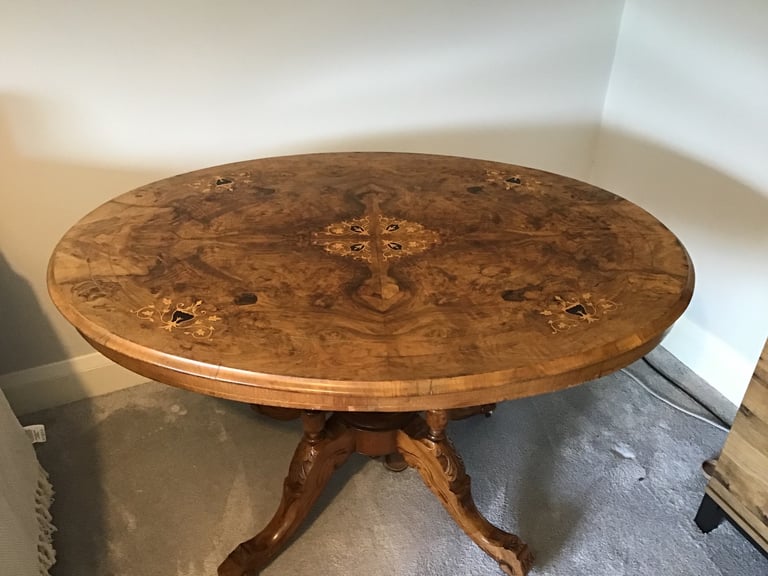 Antique burr wall nut table 
