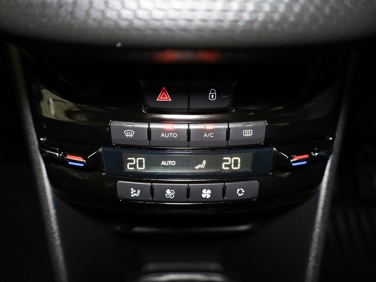 2019 Peugeot 208 1.2 PureTech 82 Tech Edition 5dr [Start Stop] HATCHBACK PETROL Manual