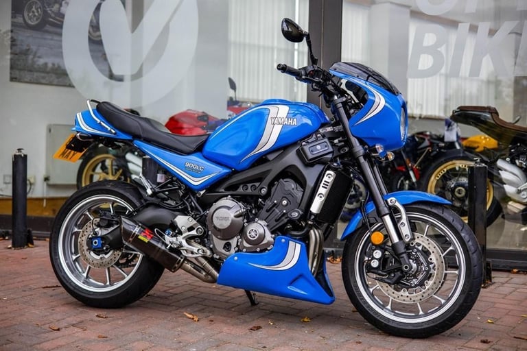 Yamaha XSR900 LOW MILES ! RD FAIRINGS ! AKRO ! STUNNING