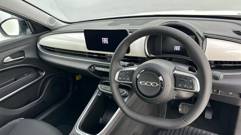 2025 Fiat 600 1.2 MHEV SUV 5dr Petrol Hybrid e-DCT Euro 6 (s/s) (100 ps) Automatic Hatchback Hybr...