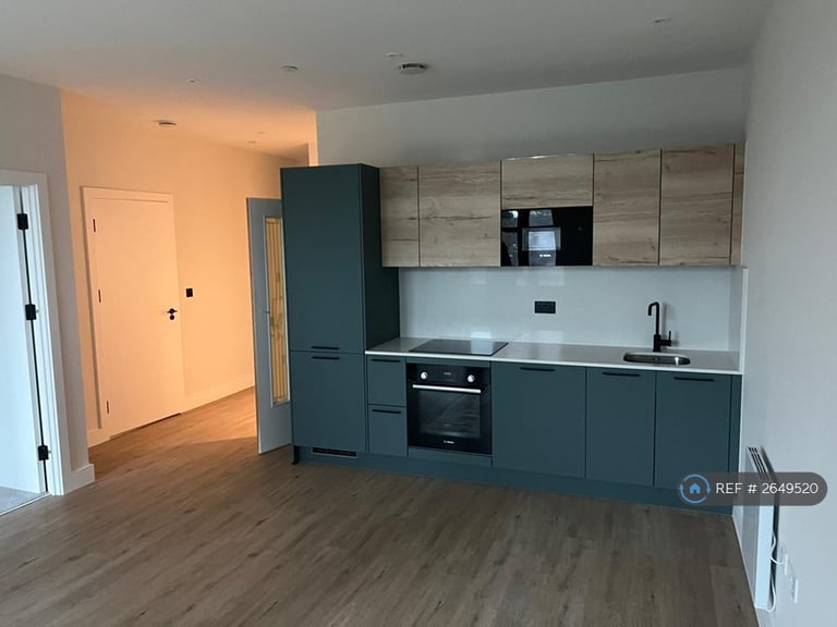 1 bedroom flat in Vale House, Reigate, RH2 (1 bed) (#2649520)