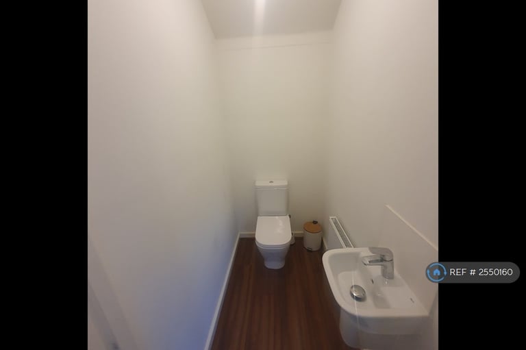 3 bedroom house in Featherstone Crescent, Heald Green, Cheadle, SK8 (3 bed) (#2550160)