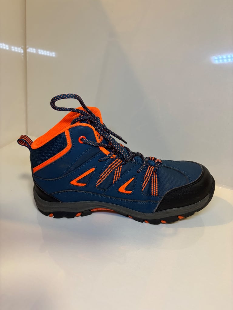 Trespass Gillon II Kids Walking Boots