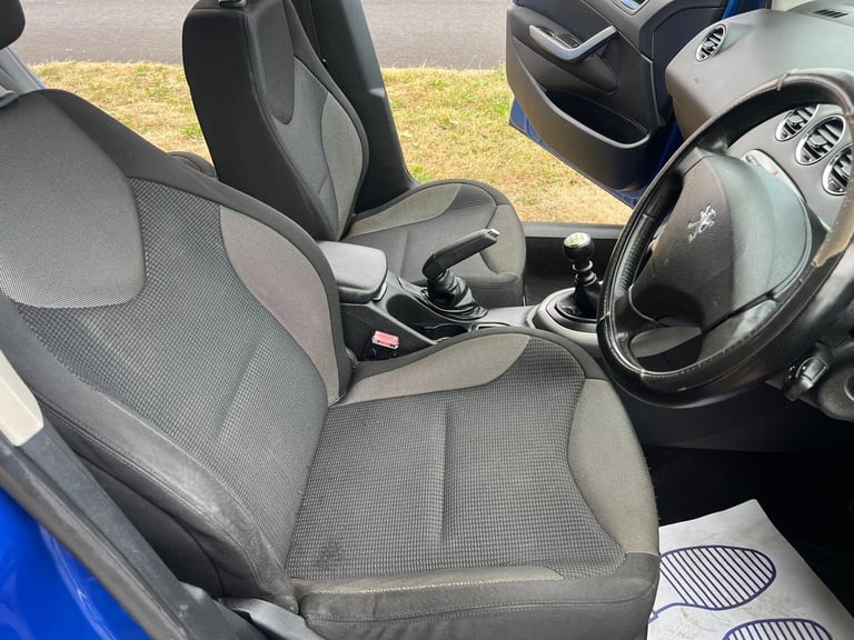 2009 Peugeot 308 1.6 HDi 110 Sport 5dr [6] HATCHBACK Diesel Manual