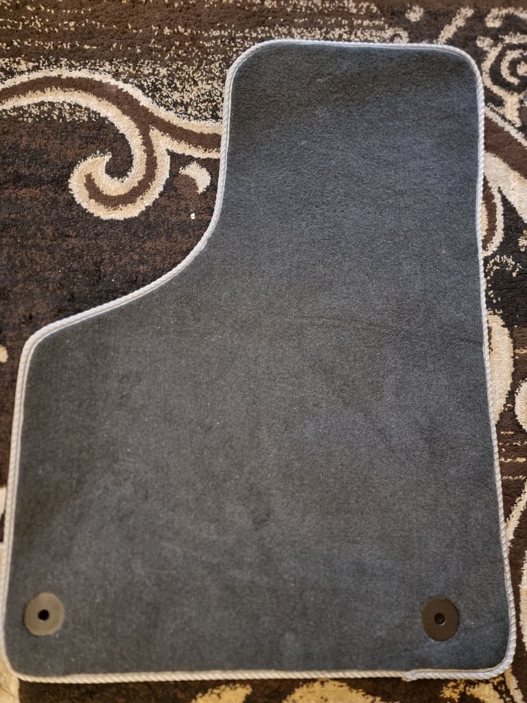 AUDI A3 GREY CAR MATS, OPENED BUT NEVER USED BRAND NEW