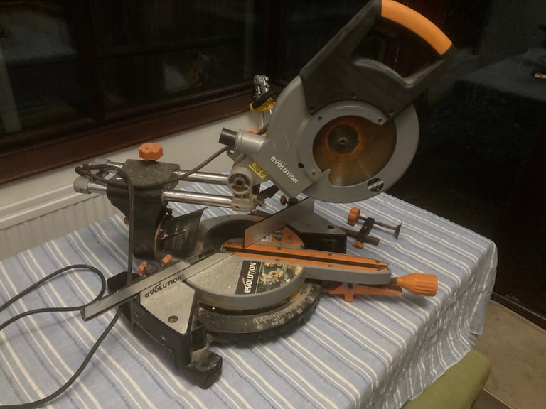 Evolution 265mm Sliding Miter Saw