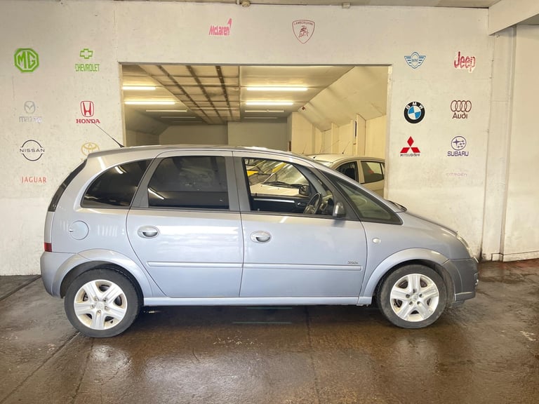 2010 Vauxhall Meriva 1.4i 16v Design 5dr (a/c) MPV Petrol Manual - Image 11
