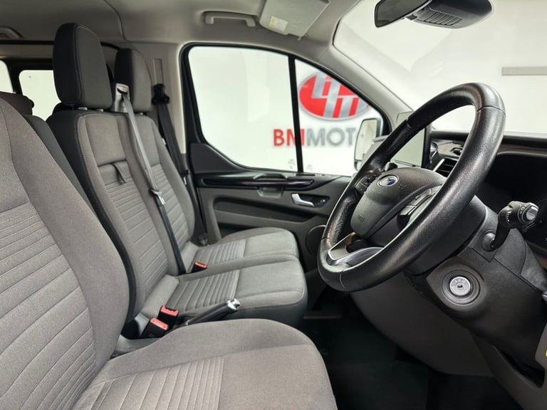 2020 Ford Tourneo Custom 2.0 EcoBlue 130ps L/R 8 Seater Titanium Auto MPV DIESEL Automatic
