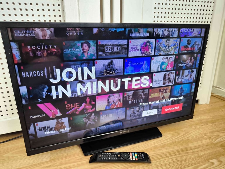 Smart TV/DVD Combi 32" WiFI 2xHDMI 2xUSB Freeview