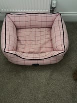Hugo and Hudson pink dog bed 