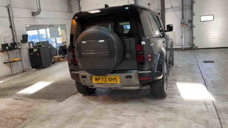2024 Land Rover Defender 110 3.0 D250 MHEV X-Dynamic HSE SUV 5dr Diesel Auto 4WD Euro 6 (s/s) (25...