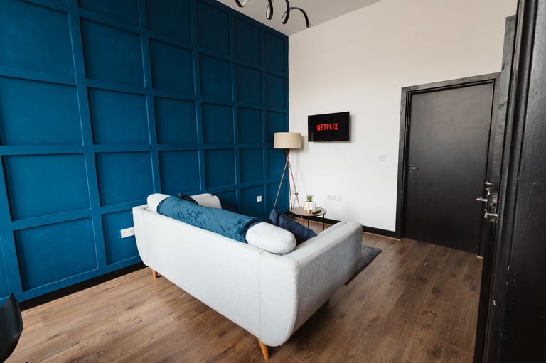 Short Term Let in Warrington | Town Centre | Parking
