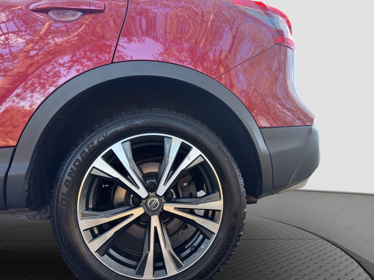 2018 Nissan Qashqai 1.2 DiG-T N-Connecta 5dr HATCHBACK Petrol Manual
