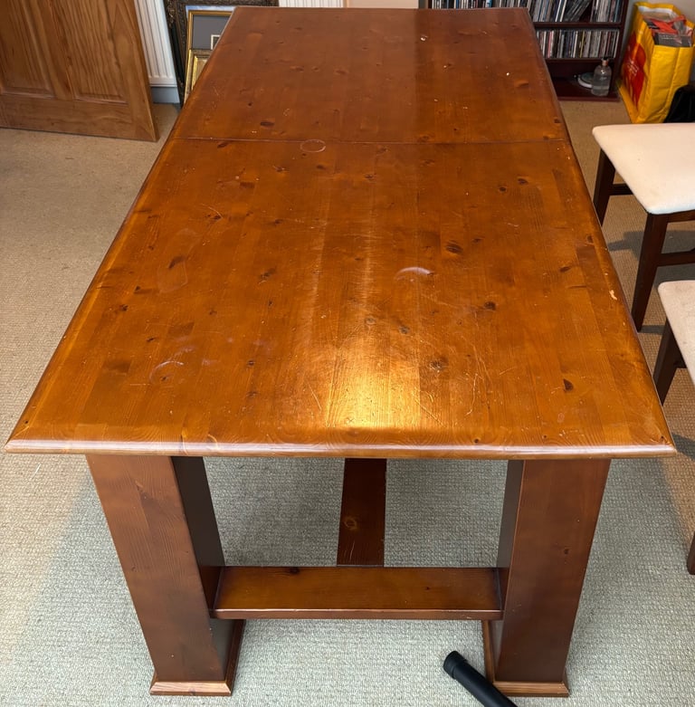 Extendable Mahogany Dining Table | Solid Wood | Curved Edge | Seats 6–8 | Free New Top