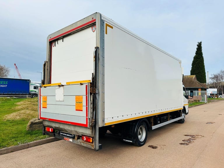 2017 (67) MITSUBISHI FUSO CANTER 7C18 7.5 TON BOX, COLUMN TAIL LIFT