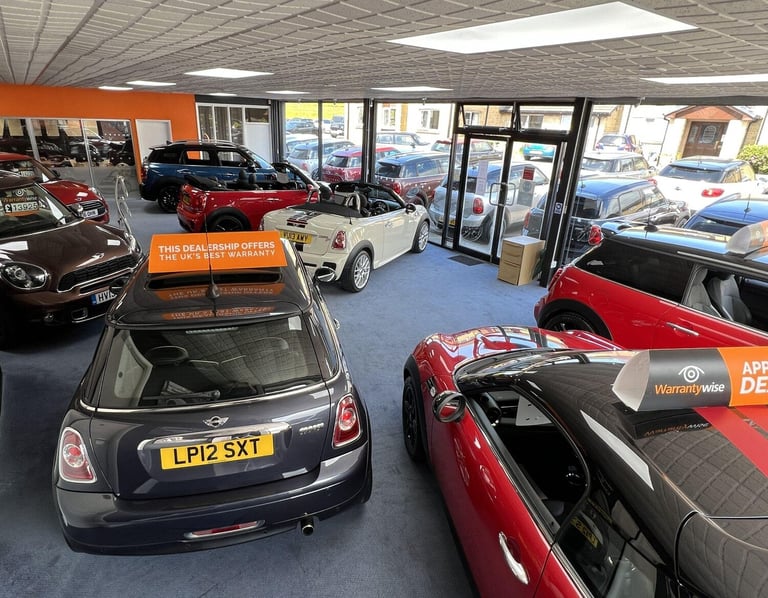 2011 MINI Countryman 1.6 Cooper Euro 5 (s/s) 5dr HATCHBACK Petrol Manual