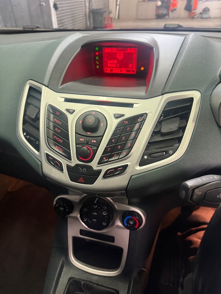 Ford, FIESTA, Hatchback, 2010, Manual, 1242 (cc), 3 doors