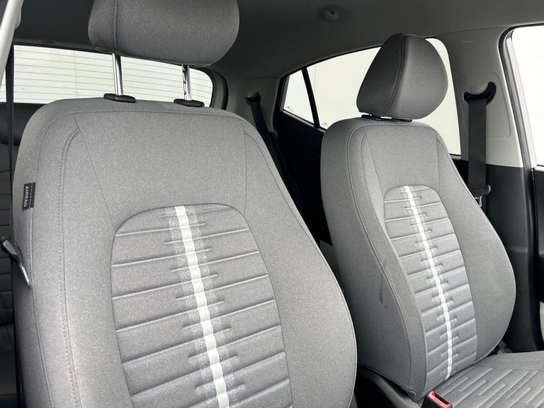 2024 Hyundai i10 1.0 Premium Hatchback 5dr Petrol Auto Euro 6 (s/s) (63 ps) Hatchback PETROL Auto...