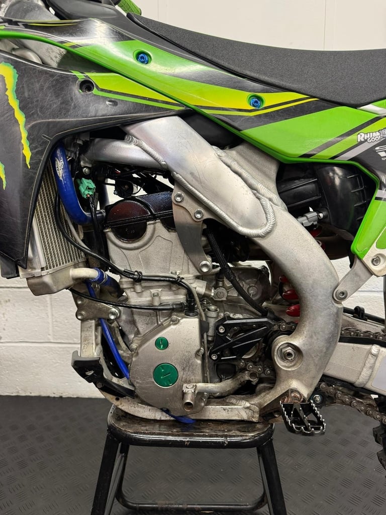 2017 Kawasaki KXF 250 Fantastic condition motocross bike with warranty 